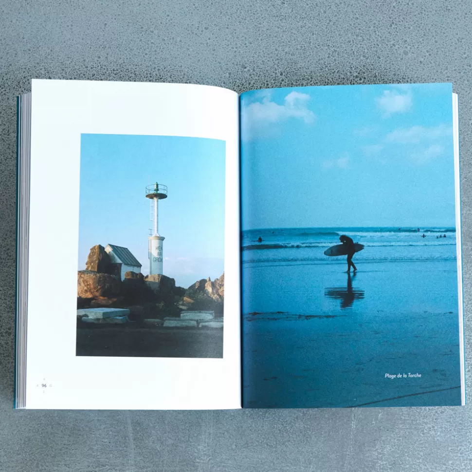 Livre - A Week Abroad Bretagne Sud>Merci Paris Sale